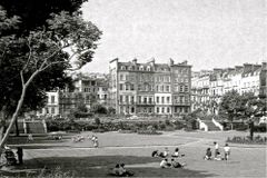 Warrior-Square-gardens-on-a-sunny-day-in-1959.